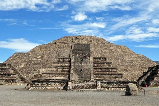 Teotihuacan, Basilica de Guadalupe and Tequila tasting - Flexible Dining Options and Optional Upgrades