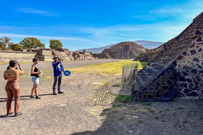 Teotihuacan Early or Afternoon Access Guided Tour with No Crowds - Stops at Obsidian Workshops and Local Cuisine