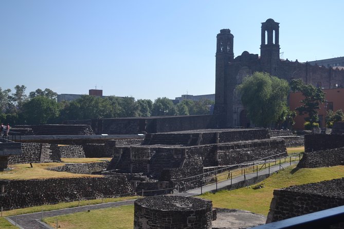 Teotihuacan & Guadalupe Shrine + Xochimilco, Coyoacán & Frida Kahlo Combo Tour - Unique Aspects of This Tour Experience