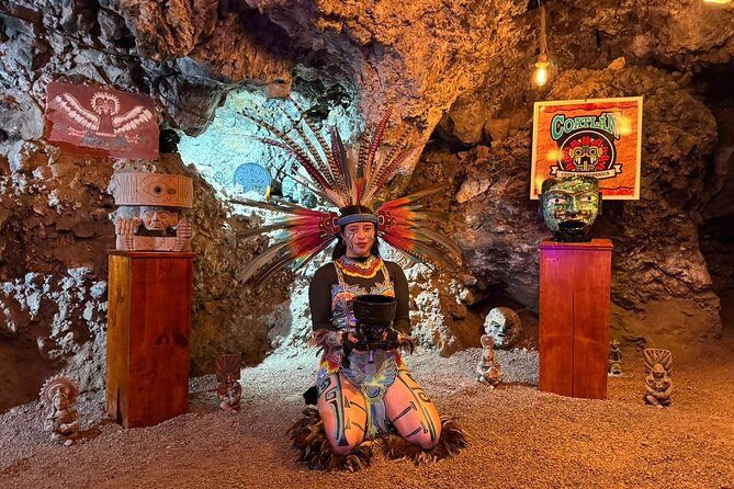 Teotihuacan Guided Tour with Breakfast in a Cave - Accessibility and Group Size