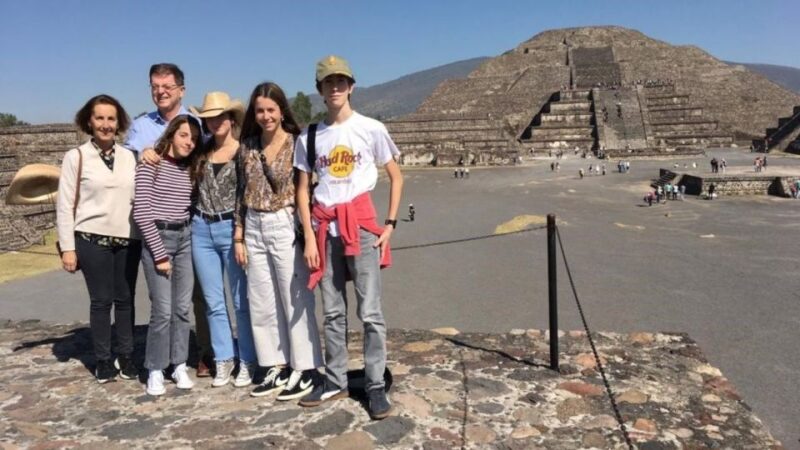 Teotihuacan: Private Tour with Archeologist & Hotel Pick-up - Optional Lunch and Additional Cultural Stops