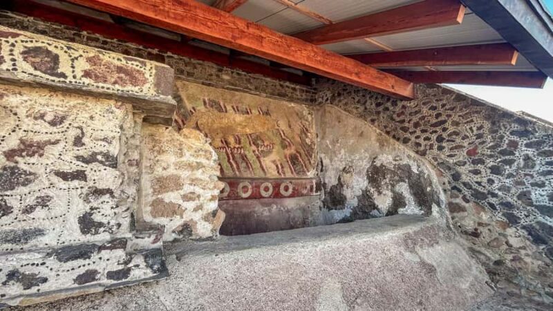 Teotihuacan: Private Tour with Archeologist & Hotel Pick-up - Timing, Crowds, and Site Closure