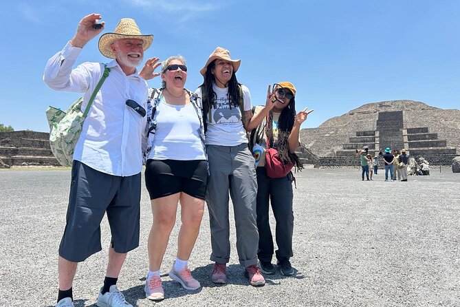 Teotihuacan : Pyramids and Sacred Caves with Expert Guide - Logistics and Group Size for a Comfortable Visit