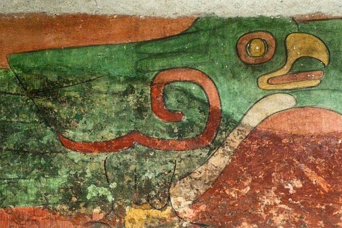 Teotihuacan Pyramids Private Guided Trip Meet at the Site - Visiting the Pyramid of the Sun