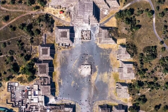 Teotihuacan Pyramids Private Guided Trip Meet at the Site - The Site Museum and Its Exhibits