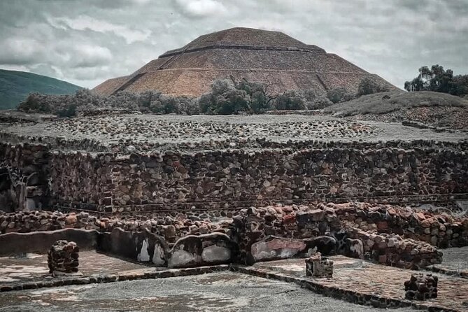 Teotihuacan Pyramids Private Guided Trip Meet at the Site - Practical Details and Accessibility