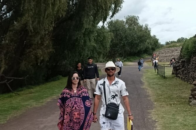 Teotihuacan Pyramids small groups and Basilica of Guadalupe - Key Points