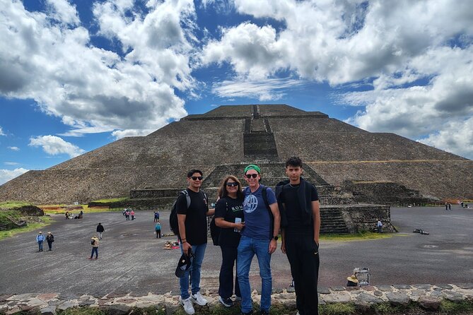 Teotihuacan Pyramids VIP Tour without Commercial Stops - Key Points