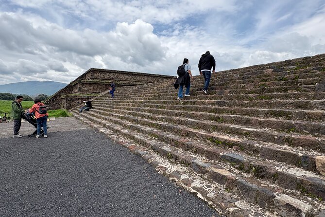 Teotihuacan Pyramids VIP Tour without Commercial Stops - Who Will Enjoy This Tour Most