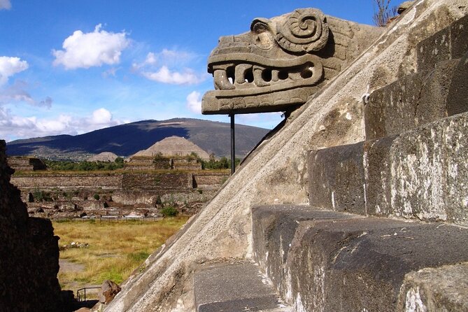 Teotihuacan Ruins and Tlatelolco Guided Tour with Tequila Tasting - Convenient Round-Trip Transportation from Mexico City