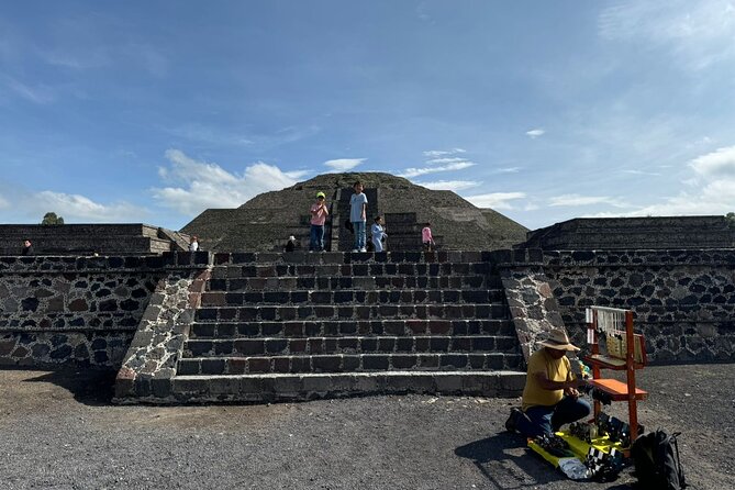 Teotihuacán Tour La gruta and Pottery Crafting Experience - The Guide and Overall Experience