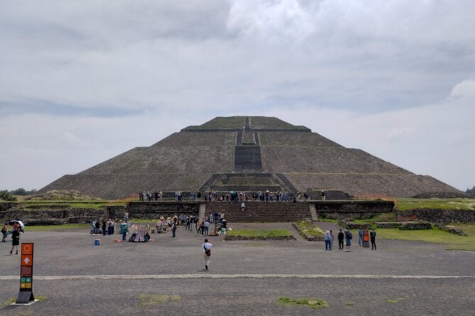 Teotihucan as a local - Snacks and Refreshments Included in the Tour