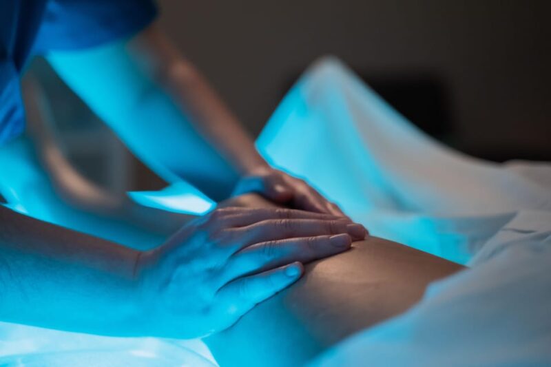 Terceira Island:Relaxing massage with essential oils on a waterbed - What Happens During the Essential Oil Massage