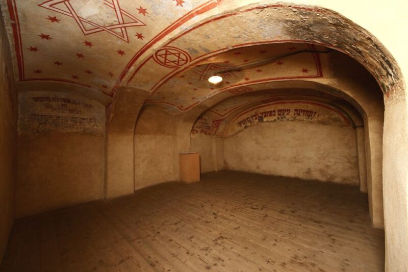 Terezin Memorial: Entry Ticket Combo w. Guided Walking Tour - Exploring the Terezin Ghetto at Your Own Pace