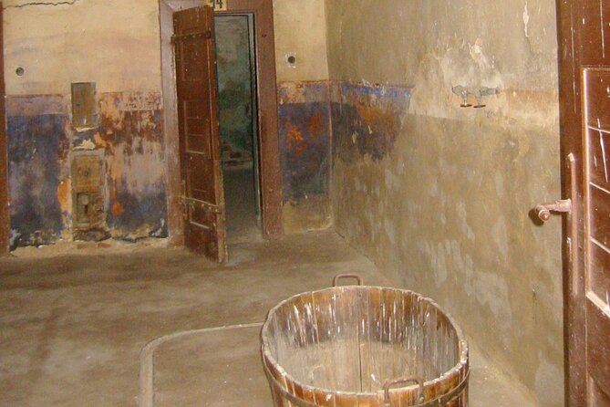 TEREZIN WWII Concentration Camp - with PERSONAL PRAGUE GUIDE - The Expertise and Responsiveness of the Guides