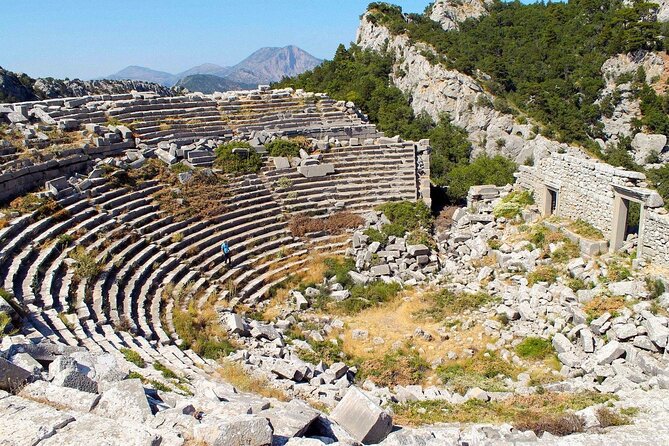 Termessos, Antalya Museum, and Kaleici Day Tour - Exploring Kaleici: Antalya’s Historic Old Town