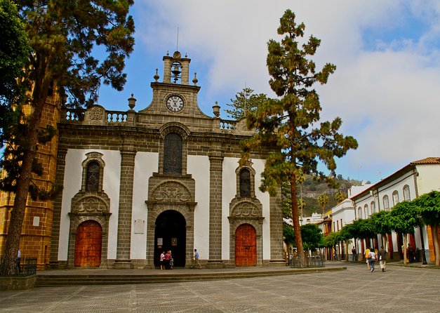 Teror and San Mateo Traditional Markets - Gran Canaria - Efficient Logistics with Comfortable Transport
