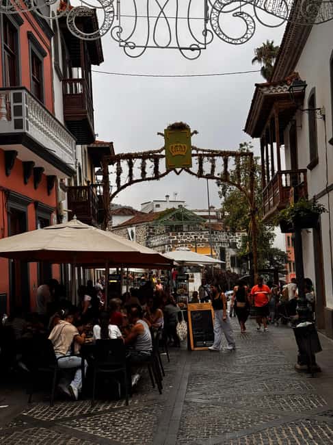 Teror Market: The living heart of Canarian traditions - Exploring the Market Stalls: Food, Crafts, and Local Delights