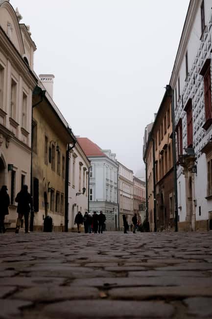 Terrifying Krakow: A Dark Walking Tour of the Old Town - Exploring Krakow’s Haunted Sites and Medieval Crimes