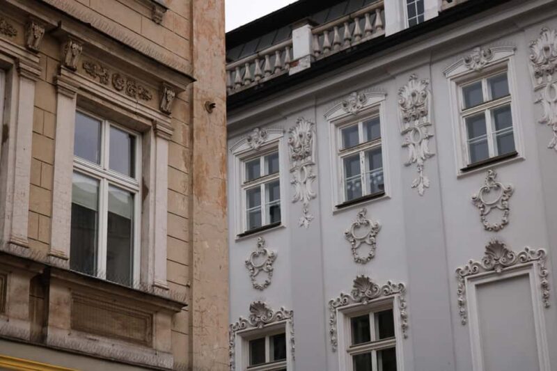 Terrifying Krakow: A Dark Walking Tour of the Old Town - Comparing to Similar Tours