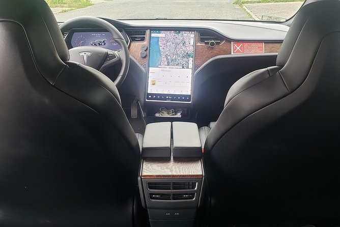 Tesla Model S Transfers - Additional Amenities and Options for Tickets and Meals