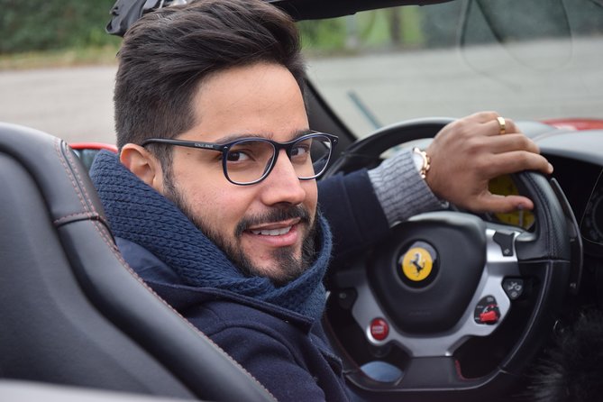 Test Drive in Maranello Ferrari California T 560cv - Who Will Enjoy This Test Drive Most