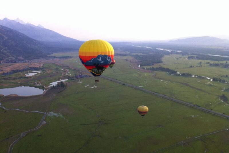 Teton Village: Grand Tetons Sunrise Hot Air Balloon Tour - Key Points