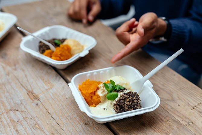 The 10 Tastings of Edinburgh With Locals: Private Food Tour - Beyond Food: Edinburgh’s Cultural Landmarks