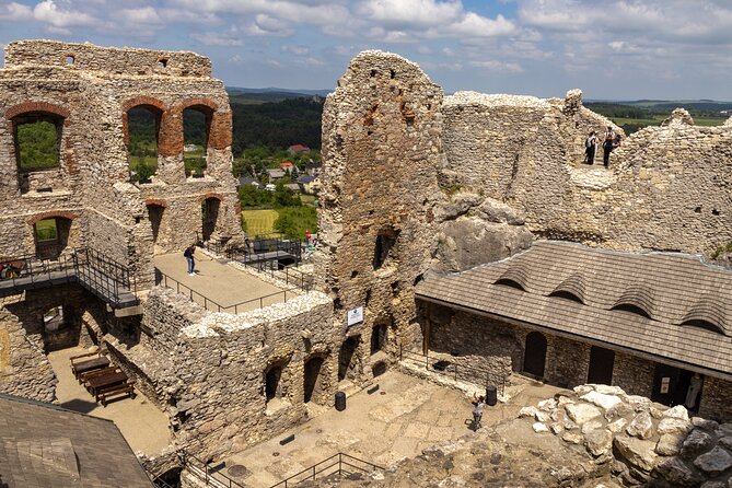 The 3 Largest Eagles' Nests Castles, Full-Day Tour from Krakow - Who Will Appreciate This Tour Most?