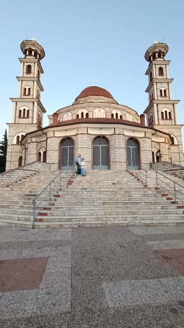 The Albanian Fall Postcard - Key Points