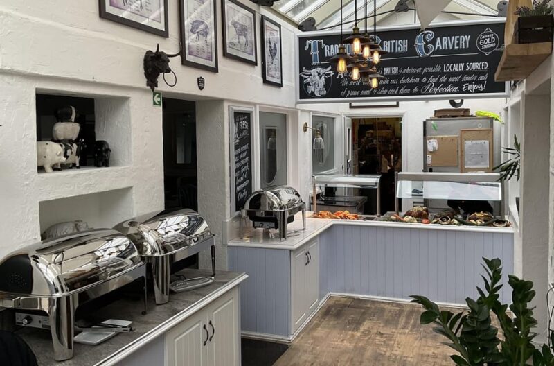 The Alternative Shakespeare Tour + 3 Course Carvery - Who Would Enjoy This Experience Most?