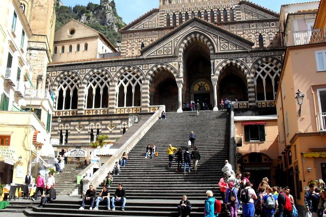 The Amalfi Coast Tour - Exploring Ravello’s Gardens and Alleys