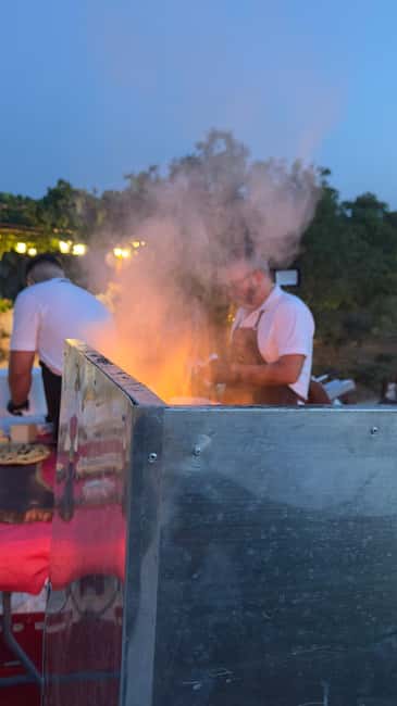 The art of cooking "al fornello" in the trullo vineyard in Martina Franca - The Meeting Point and Practical Details