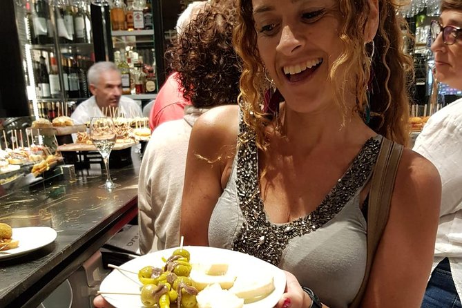 The Award-Winning Bilbao Food Tour & Wine Pairing by Basque Local - The Stops: From San Nikolas to Plaza Nueva