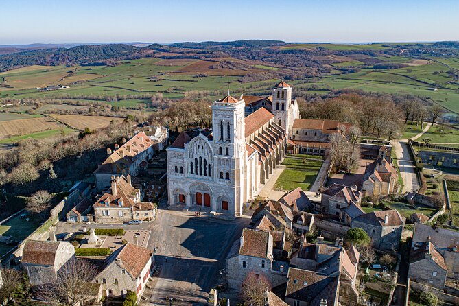 The Basilica of Vézelay unveiled + journey through the Basilica - Discover the Basilica of Vézelay for €23.72