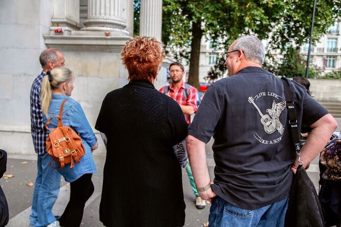 The Beatles London Walk - Walking Across the Abbey Road Crossing