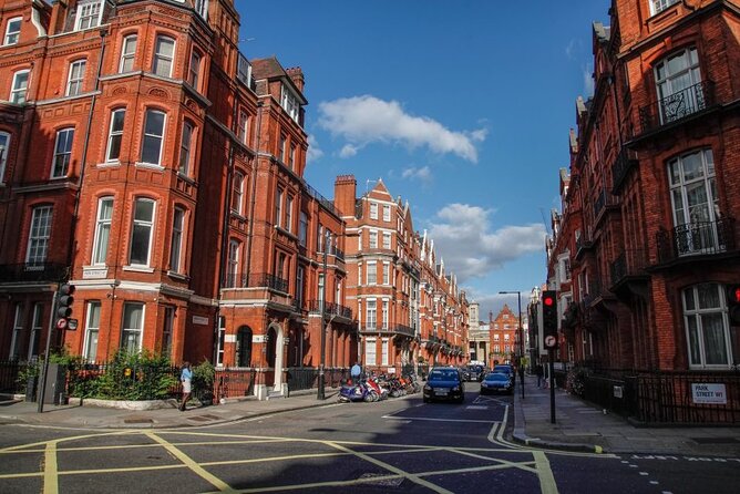 The Beatles London Walk - The Final Stop at Abbey Road Studios