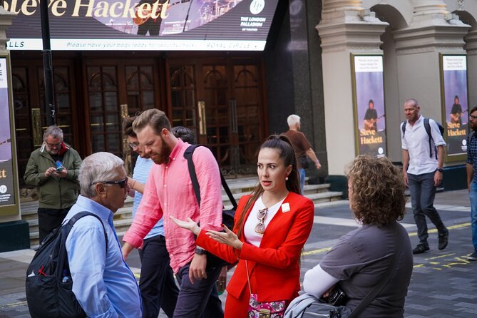 The Beatles: Music, Women, Drugs & 1960s bar - Discovering the London Palladium and Beatles’ Fashion Impact