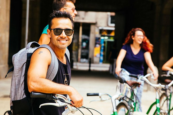 The Beauty of Barcelona by Bike: Private Tour - Exploring Plaça Reial and Parc de la Ciutadella