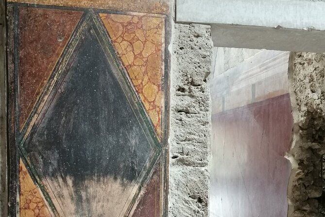 The beauty of Pompeii with a Private Expert Tour Guide / Archaeologist. - Exploring the Religious and Cultural Sites