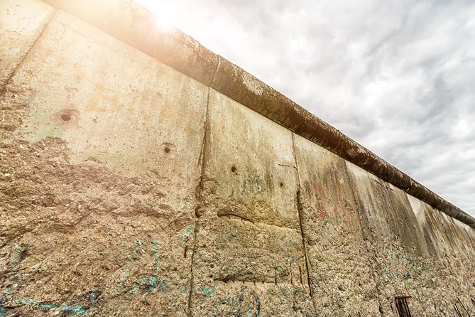 The Berlin Wall / Cold War Berlin (Private 3 Hours Walking Tour) - Key Points