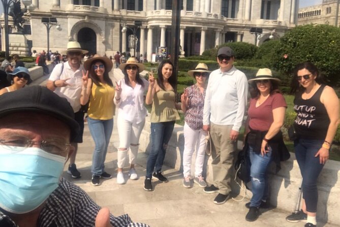 The best and most complete PRIVATE CITY TOUR through the Historic Center - The Historic Charm of La Casa de Los Azulejos