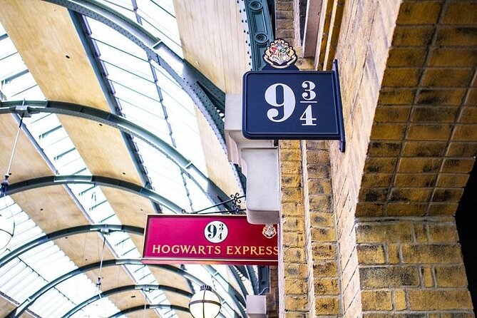 The Best Harry Potter Tour & Tower Bridge - Borough Market and Food Market Filming Spots