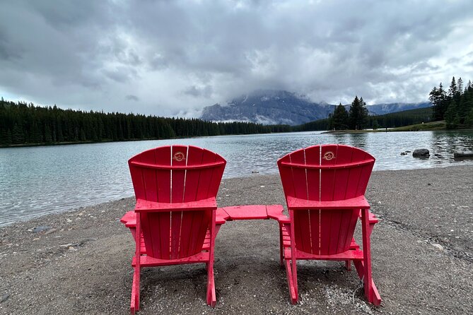 The Best of Banff With Lake Louise and Moraine Lake Private Tour - Johnston Canyon: Waterfalls and Adventure