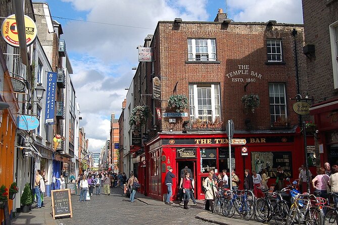 The Best of Dublin - Highlights and Hidden Corners - Shopping and Historic Streets: Dublin’s Commercial Heart