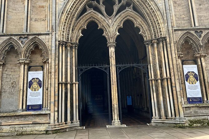 The Best of Ely Tour: A Self-Guided Audio Tour - Walking through Jubilee Gardens and Cherry Hill Park