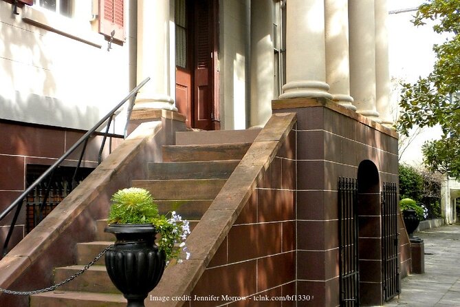 The Best of Savannah: Private Half-Day Walking Tour - Logistics, Group Size, and Meeting Point