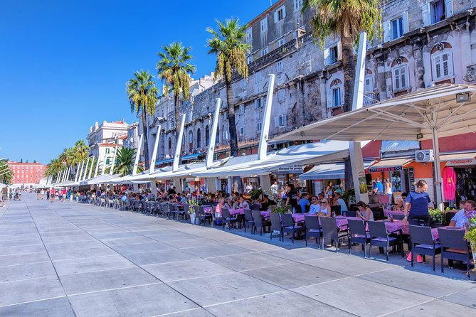 The Best of Split Private Tour - Prokurative and the Architectural Charm of Republic Square