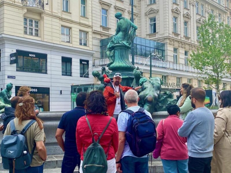 The best of Vienna on foot - The guide experience and language options