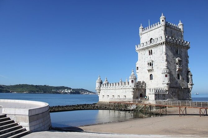The best Walking tour in Belem with Jeronimos Ticket included - Key Points